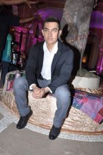 Aamir Khan on location with Star Pariwar in Filmcity, Mumbai on 22nd Nov 2012 (18).JPG